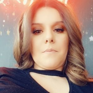 Meet your Posher, Manuela